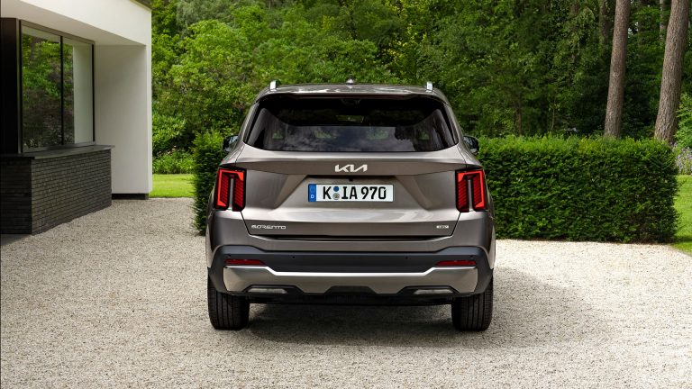 Ranking de SUV PHEV con mejor maletero en 2026: cuánto cabe de verdad Ranking de SUV PHEV con mejor maletero en 2026: cuánto cabe de verdad