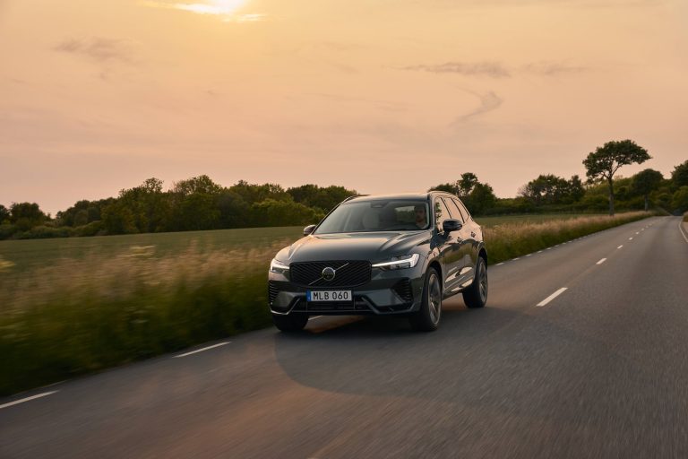 Los 6 SUV PHEV con mejores asistentes a la conducción para viajes largos en familia Los 6 SUV PHEV con mejores asistentes a la conducción para viajes largos en familia