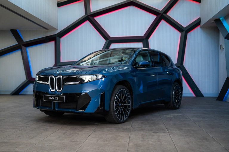 BMW X3 PHEV vs Mercedes GLC híbrido enchufable: dos SUV premium familiares cara a cara