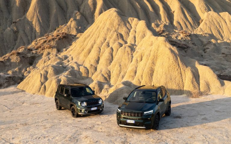 Alfa Romeo Tonale PHEV vs Jeep Compass 4xe: dos primos del grupo Stellantis con carácter distinto Alfa Romeo Tonale PHEV vs Jeep Compass 4xe: dos primos del grupo Stellantis con carácter distinto