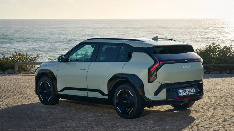 Kia EV3 vs Hyundai Kona Eléctrico: hermanos coreanos para moverte por la ciudad