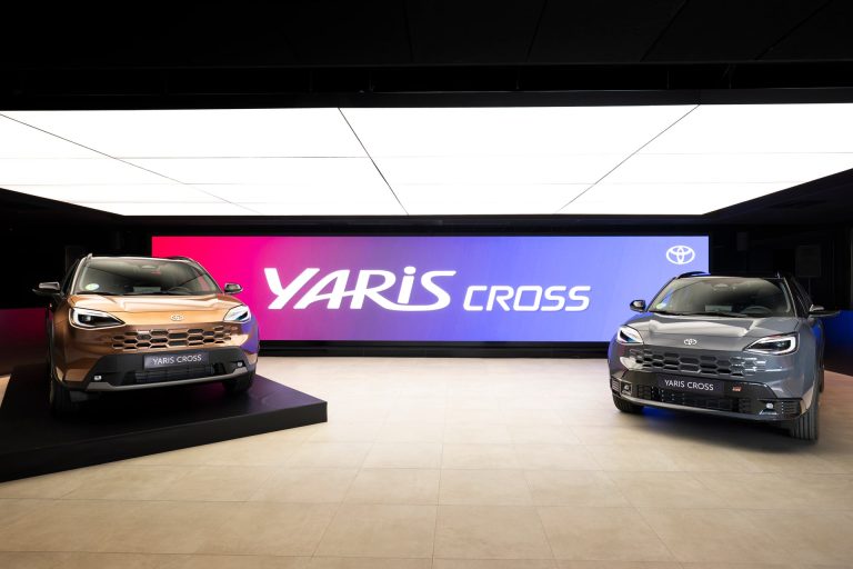 Toyota Yaris Cross vs Renault Captur vs Hyundai BAYON: tres SUV urbanos por menos de 25.000 euros Toyota Yaris Cross vs Renault Captur vs Hyundai BAYON: tres SUV urbanos por menos de 25.000 euros
