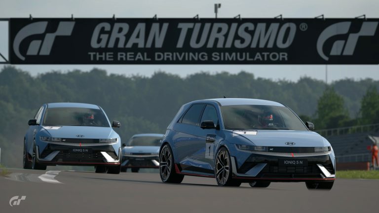 Hyundai IONIQ 5 vs KIA EV4: SUV compacto eléctrico contra compacto coreano con 8 años de garantía Hyundai IONIQ 5 vs KIA EV4: SUV compacto eléctrico contra compacto coreano con 8 años de garantía