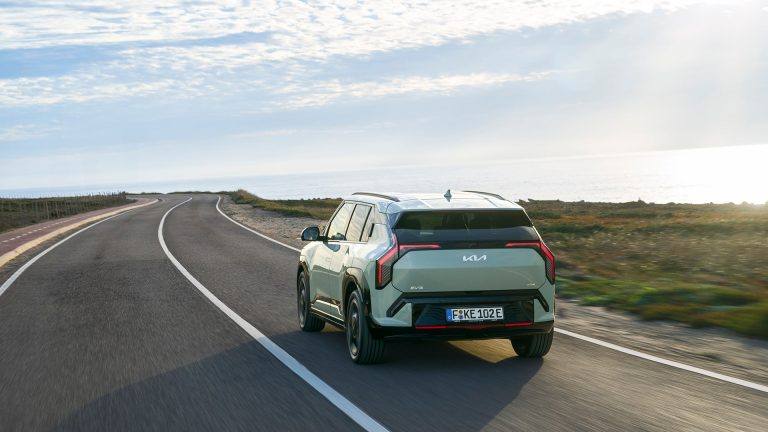 Kia EV5 review 2026: autonomía real, maletero y qué tal está la red de talleres en España Kia EV5 review 2026: autonomía real, maletero y qué tal está la red de talleres en España