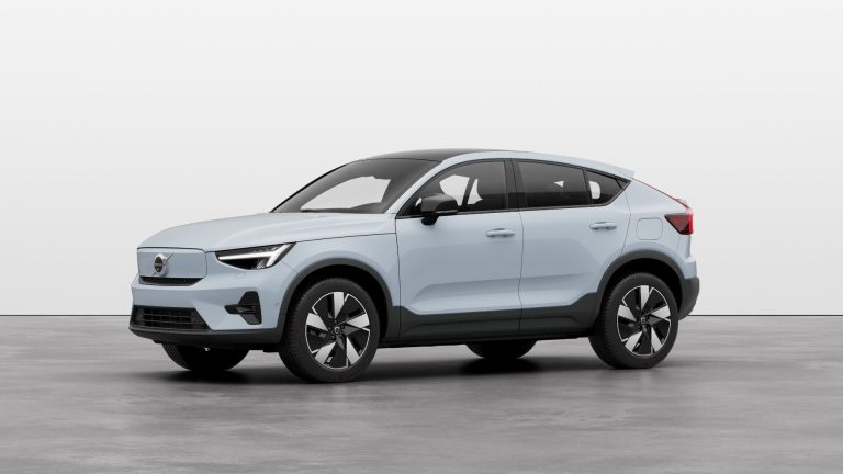 Los mejores SUV familiares con asistentes de conducción avanzados por menos de 50.000 euros en 2026 Los mejores SUV familiares con asistentes de conducción avanzados por menos de 50.000 euros en 2026