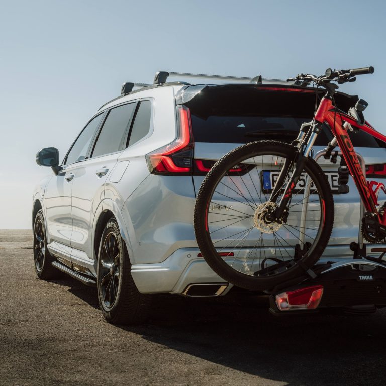 Honda CR-V vs Toyota RAV4: dos SUV familiares híbridos japoneses cara a cara por fiabilidad y consumo en carretera Honda CR-V vs Toyota RAV4: dos SUV familiares híbridos japoneses cara a cara por fiabilidad y consumo en carre